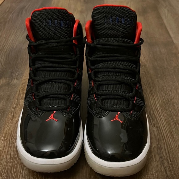 Air Jordan 11 (XI) unisex - Picture 1 of 8